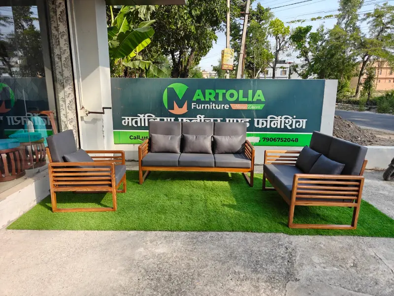 Black Cushioned Wooden Sofa Set